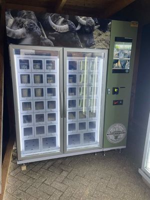 21.5 ইঞ্চি টাচস্ক্রিন টেকসই পনির ভেন্ডিং মেশিন উন্নত রেফ্রিজারেশন সিস্টেম -22C থেকে 20C তাপমাত্রা নিয়ন্ত্রণ